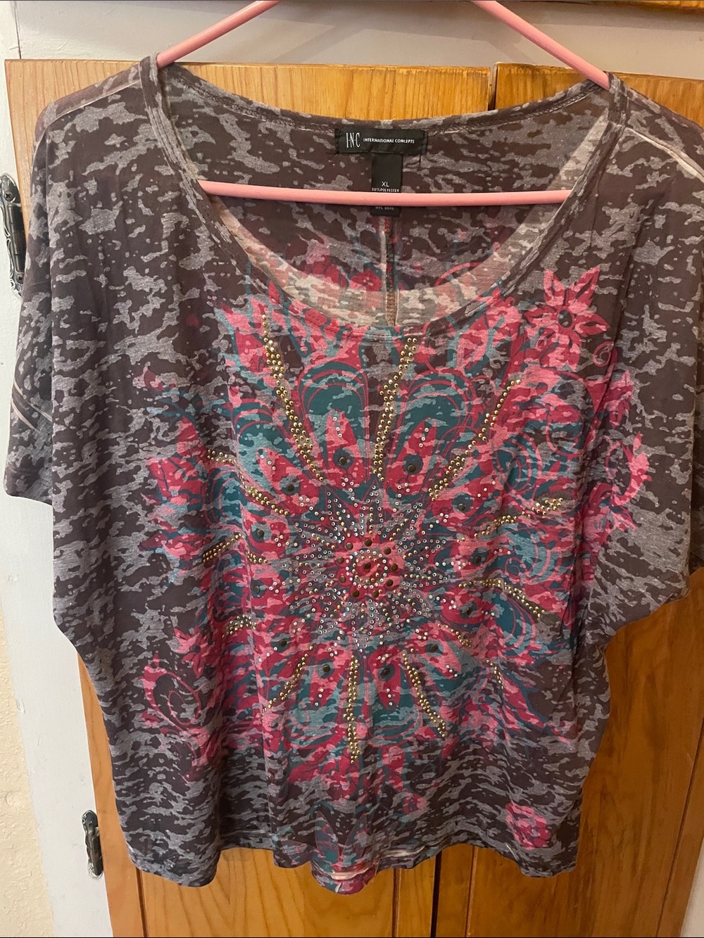 INC International Concepts Gray Short Sleeve Top with Pink & Teal Medallion